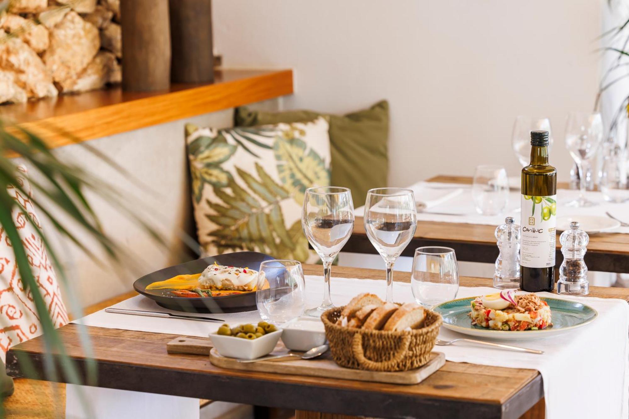 Can Lluc Boutique Hotel & Luxury Villas San Rafael De Sa Creu Exterior photo